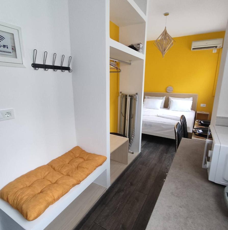 Petmeza Apartment 2 By Dimitropoulos Aigio Exteriör bild